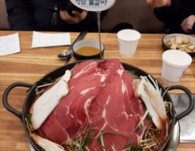 매콤 얼얼한 산더미 물갈비의 매력! 노량진 청담물갈비