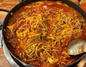 #청담물갈비 #시흥장현점 #시흥물갈비 #장현맛집 #장현신도시맛집 #장곡동맛집 #산더미물갈비 #시흥청담물갈비 몇달전에 오픈한 청담물갈비집